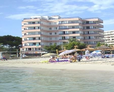 Apartamentos Calablanca Palmanova Стая снимка
