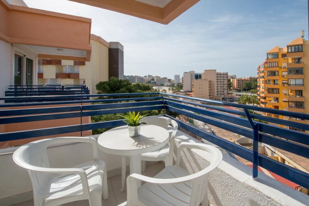 Apartamentos Calablanca Palmanova Екстериор снимка