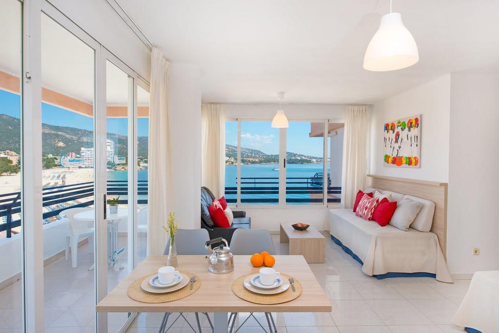 Apartamentos Calablanca Palmanova Екстериор снимка