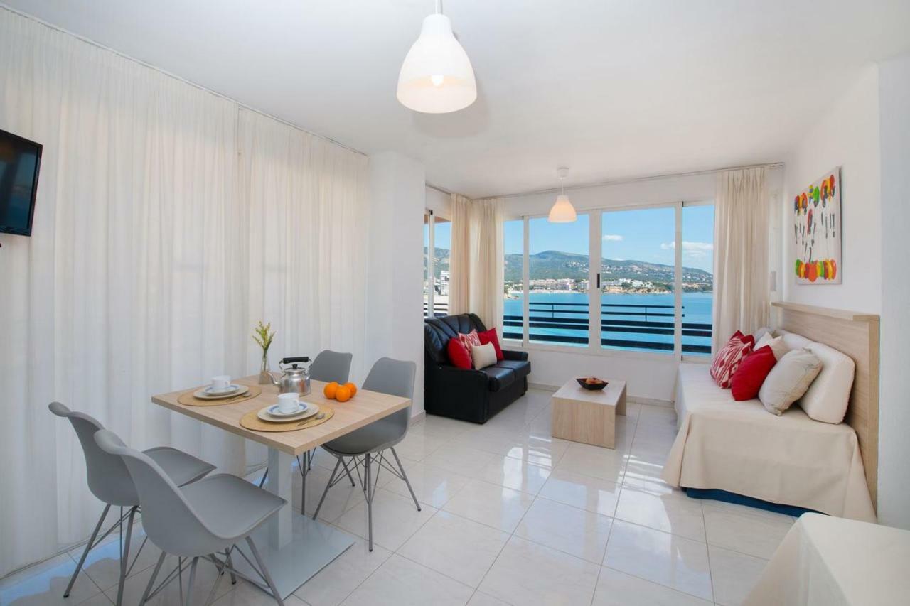 Apartamentos Calablanca Palmanova Екстериор снимка