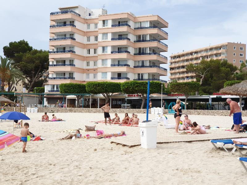 Apartamentos Calablanca Palmanova Екстериор снимка